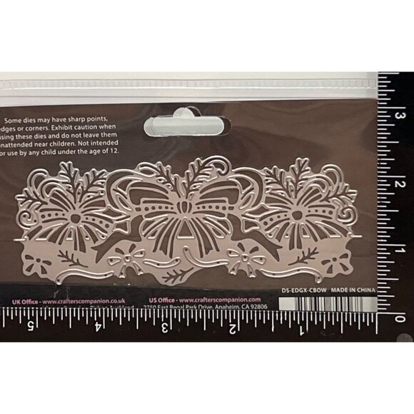 DS-EDGX-CBOW Diesire Edgeables Metal Die Christmas BOW CRAFTERS COMPANION - Picture 3 of 3